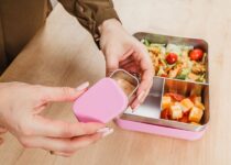 Why Use Stainless Steel Lunch Box